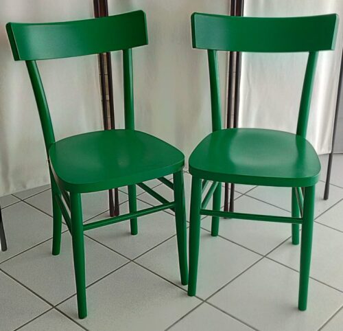 Gruppo sedie massello color (Verde)